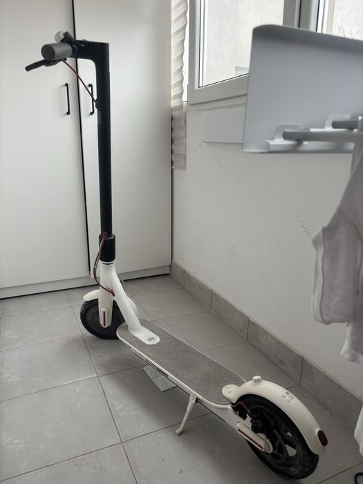 Trotineta electrica Xiaomi Mi M365.