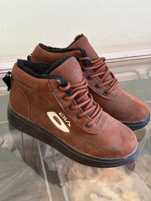 Ботинки коричневый