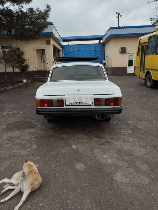 Volga 31029 sotiladi.