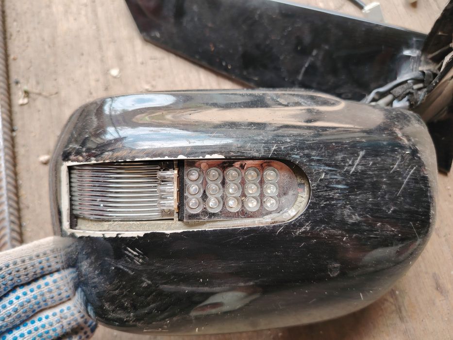 Боковой зеркало Toyota Alphard левой
