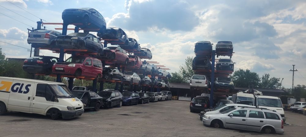 Carport, pergola auto, rafturi cantilever , panouri solare