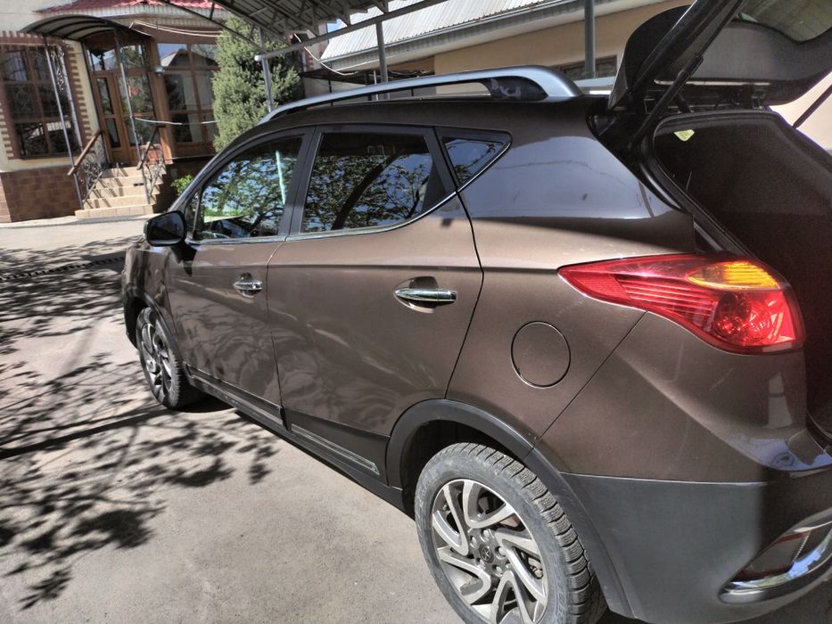 Срочно продам машину JAK S3