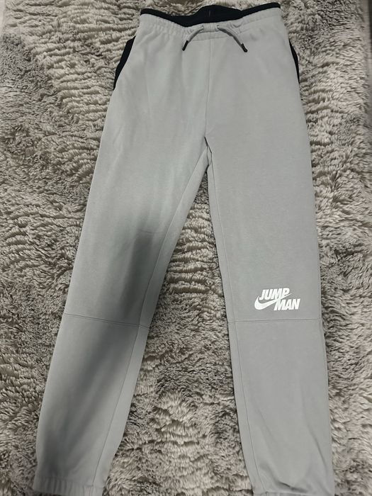 Jordan дълъг панталон детски L