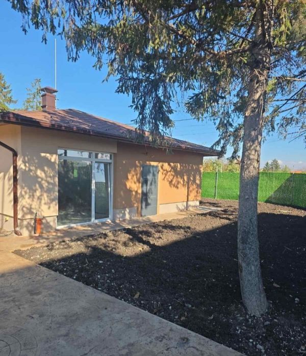 Продава се Къща в с. Волуяк, Област София-град - 81 кв.м за 2778 €/кв.м - Снимка #1