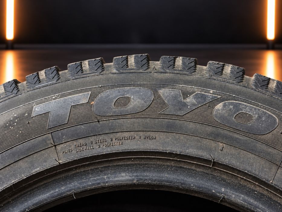 235/55/20 пара шин TOYO