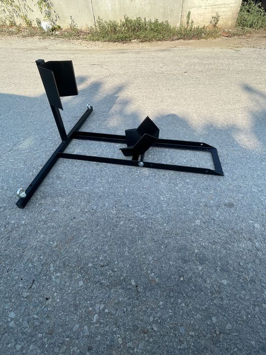 Регулируема вертикална стойка за мотор