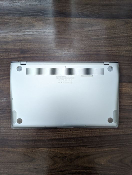 Ноутбук Asus Zenbook Core I5-10210U/8GB/512GB/MX250 2GB/14.0" FHD IPS