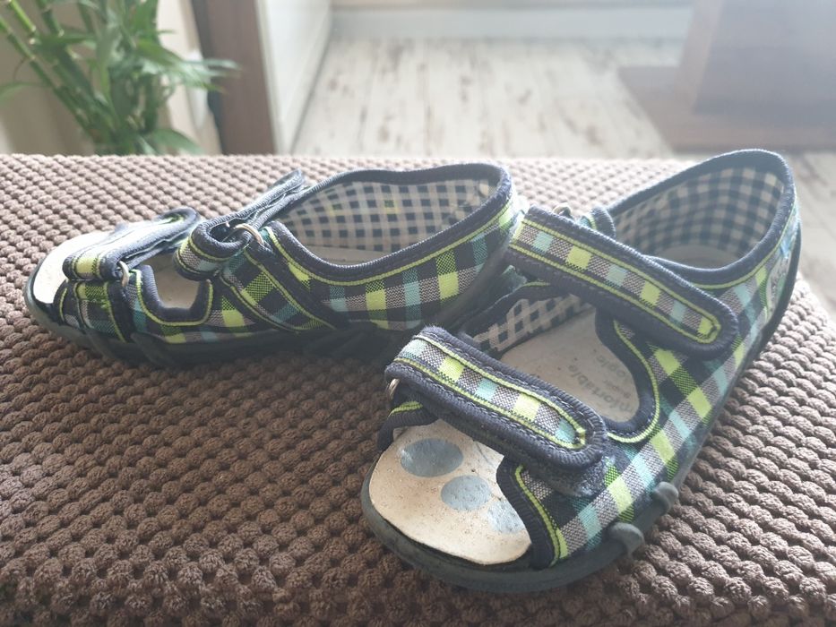 Сандали, чехли 29 номер