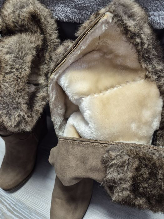 Дамски зимни ботуши