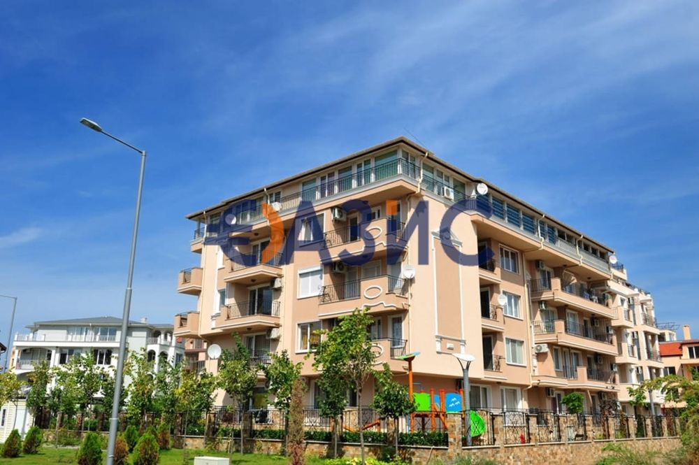 Продава се Едностаен апартамент в Несебър - 38 кв.м за 900 €/кв.м - Снимка #14