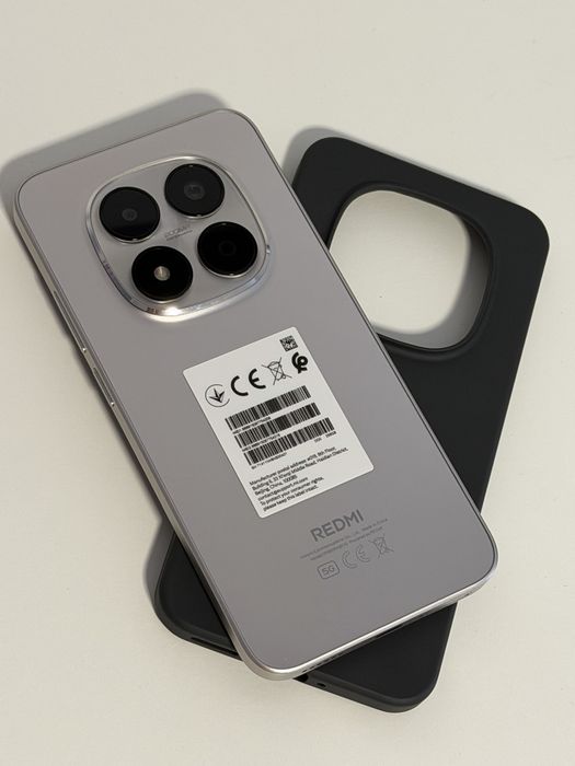 Redmi 15 PRO -5 G -256 Gb /8 Gb ram nou