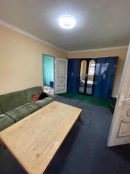 Toshloq Oblasnoy 4 etajka domni 4 etaj 2 xonali kvartira sotiladi