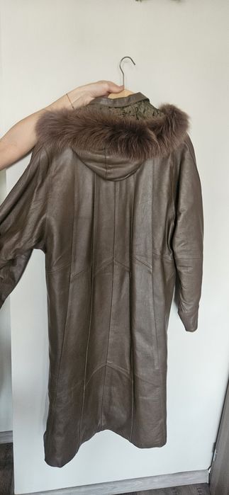 Дамско дълго  палто от естествена кожа