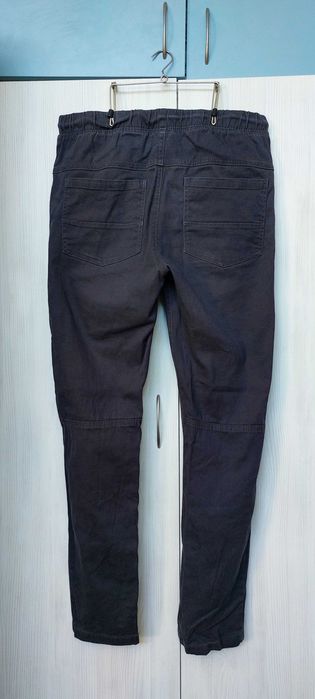 Юношески спортно елегантен панталон