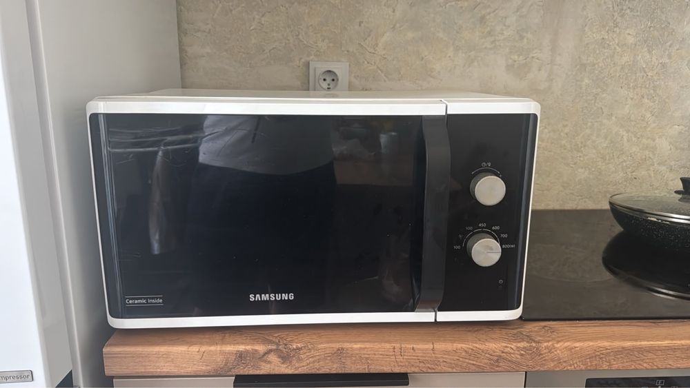 Микроволновка Samsung