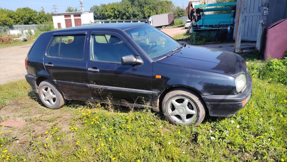 Golf 3 93г. Продам