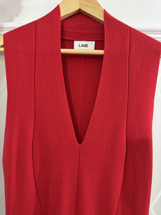 Красное платье Lime