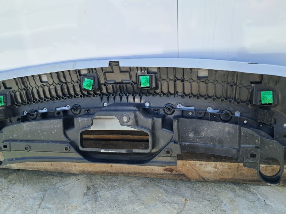 Преден панел Mazda CX30