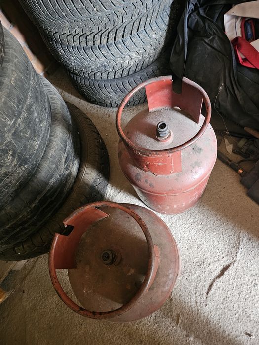 Продам газ балон (27 л.)