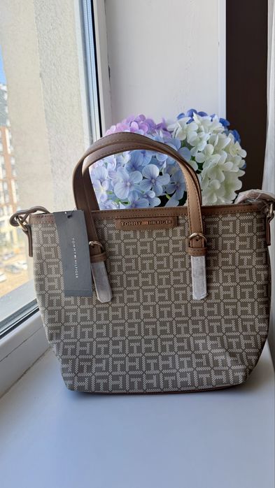 Сумка tommy hilfiger оригинал