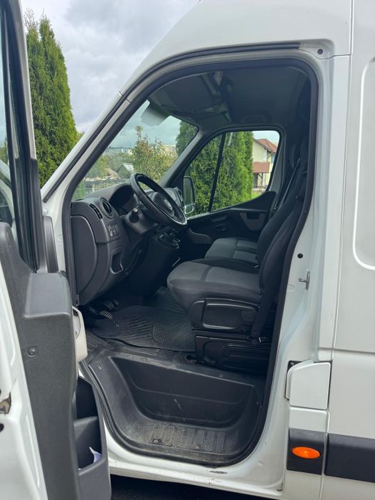 Vând Renault Master îngrijit !!