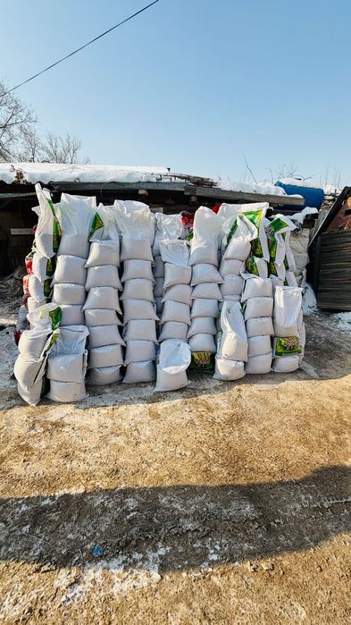 Отсев, песок, глина, щебень в мешках