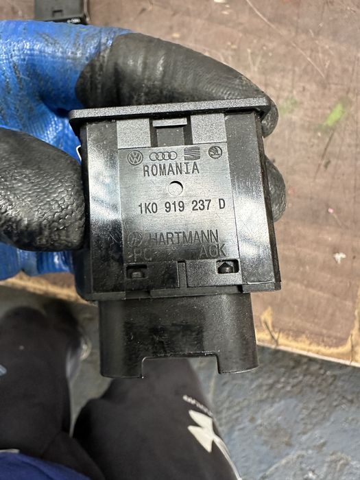 Switch airbag passat b6 b7 cc tiguan golf audi a3 a4 a5 a6 a7 a8 q5