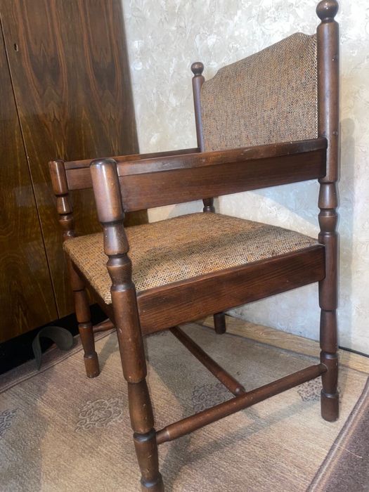 Стулья советского периода.