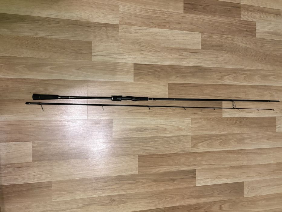 Продавам комбо въдица+макара за бяла риба