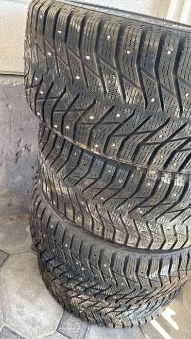 Зимний резина с шипами