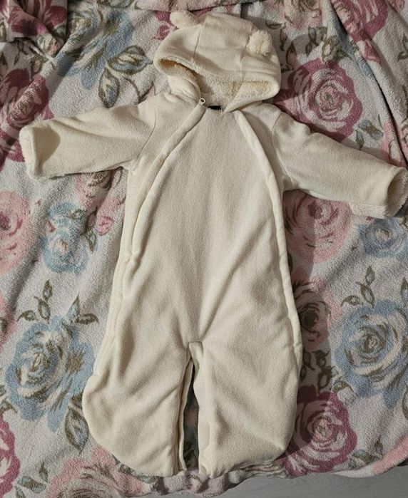 Ескимос, зимен гащеризон на baby GAP и mayoral