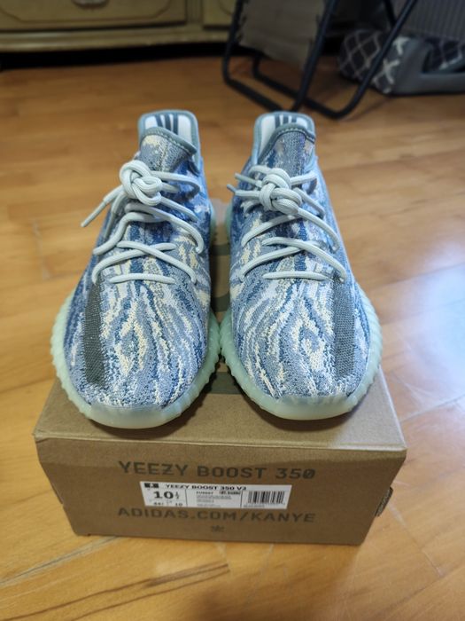 Yeezy boost 350 v2 Blue