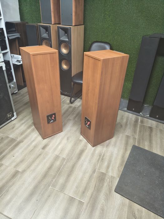 Тонколони JBL LX-2005 Brown cherry