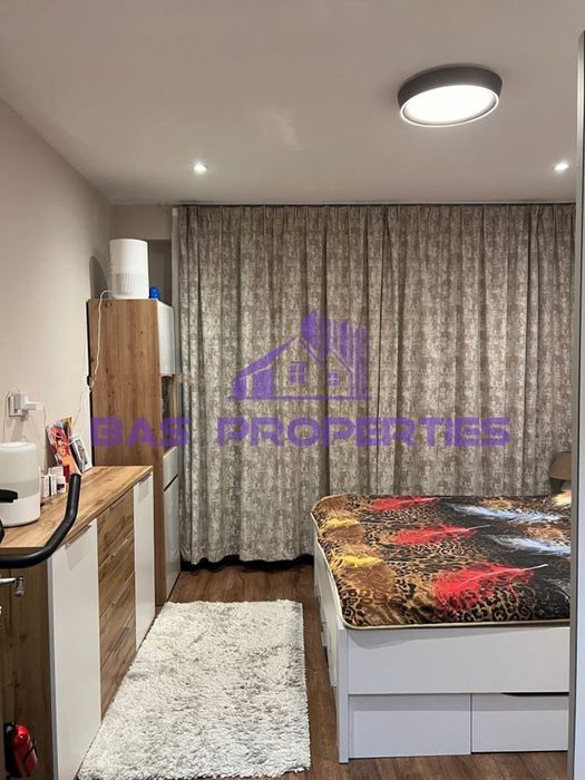 Продава се Тристаен апартамент в София, Изток - 70 кв.м за 3500 €/кв.м - Снимка #6