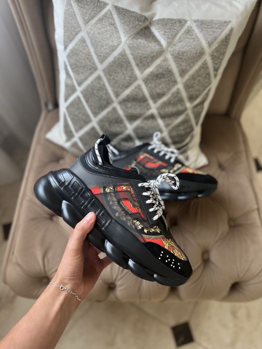 Versace chain reaction negri rosu auriu marime 43