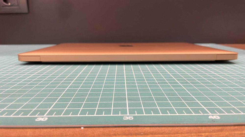 Mac book air 13 M1 Rose gold 256GB SSD КАТО НОВ 94% батерия
