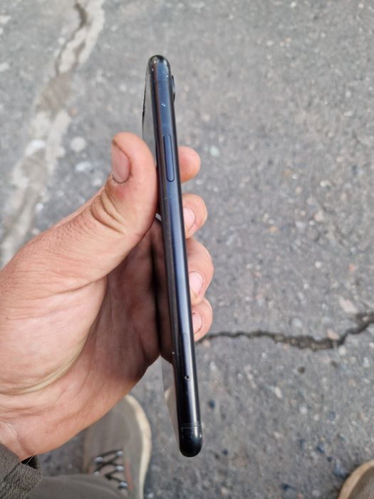 iPhone Xr 64gb продам