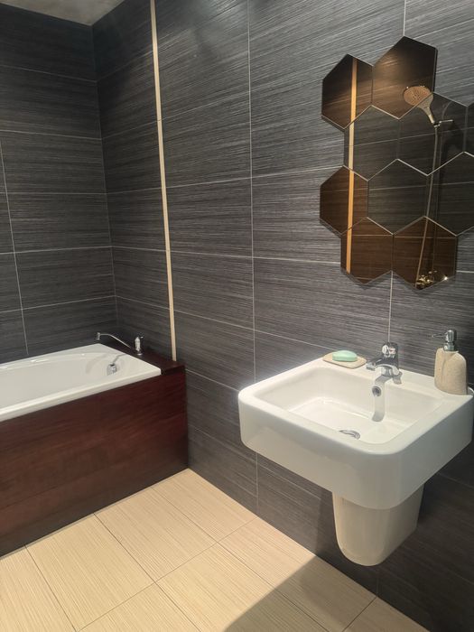 Дава се под наем Тристаен апартамент в Велико Търново, Картала - 90 кв.м за 459 € - Снимка #10