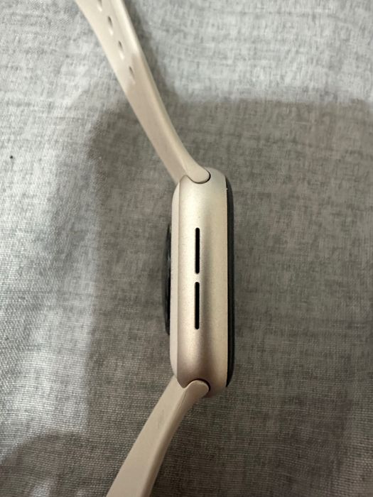 Apple Watch SE 40мм