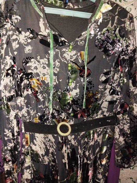 Женские нарядные платья