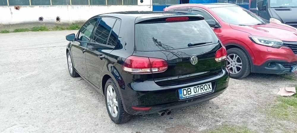 Volkswagen Golf automată
