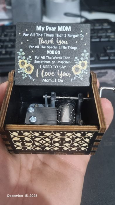 Cutiuta muzica cu melodia "You are my sunshine"