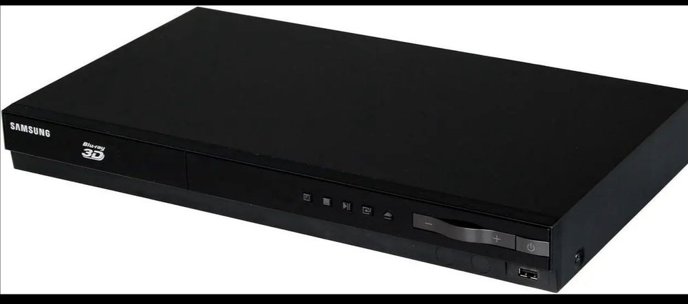 Система за домашно кино Samsung HT-E4500 5.1Ch 3D Blu-ray WiFi,1000W Theater System