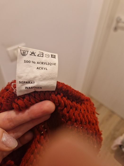 Pullover rosu, marime S