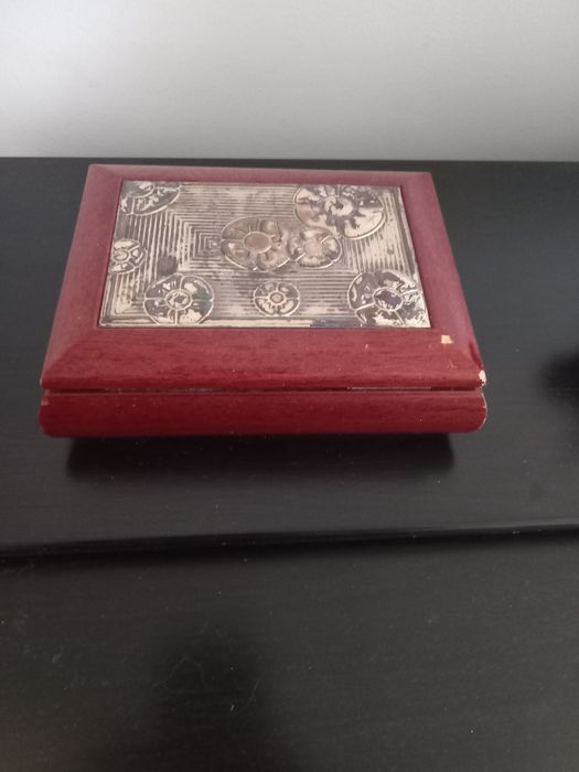 Продаётся шкатулка