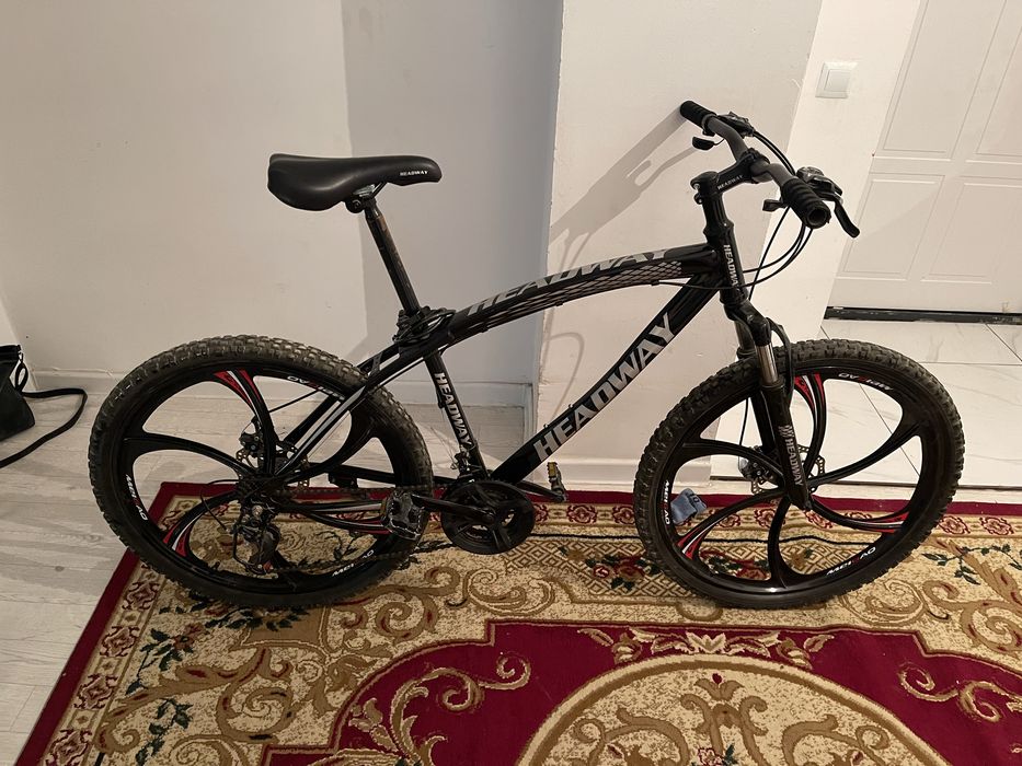 Велосипед без минус в хорошем состояоние