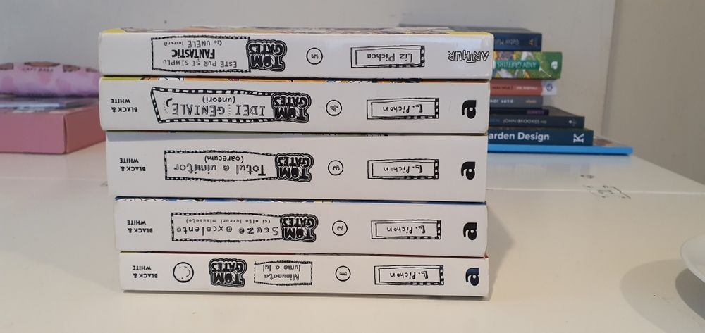 Carti Tom Gates de Liz Pichon vol. 1-5
