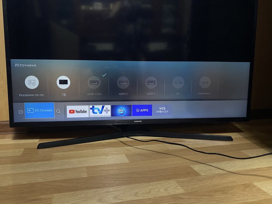 Телевизор смарт Самсунг 109см