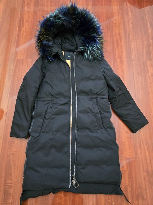 Куртка для девочки подростка.