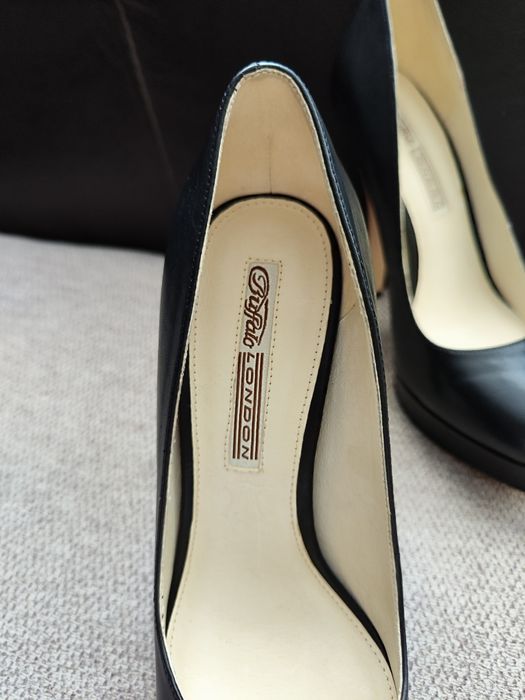 Обувки на висок ток Buffalo естествена кожа